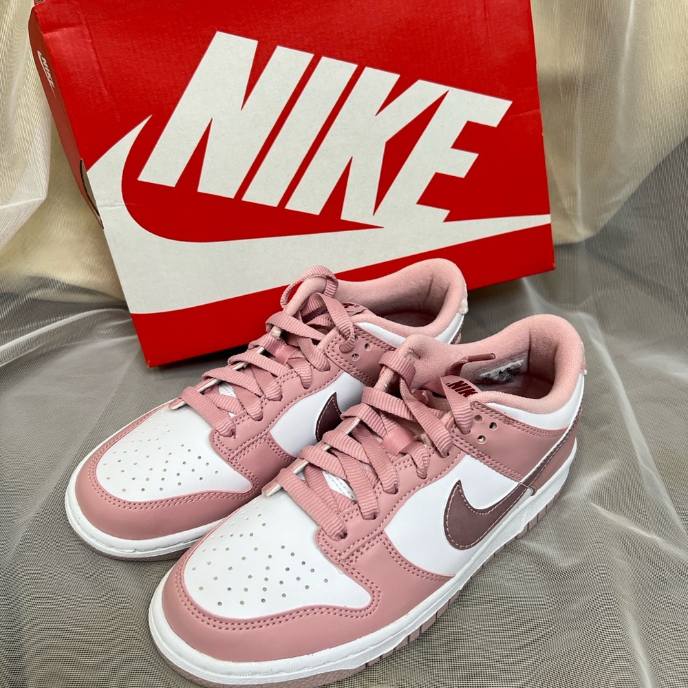 Nike Dunk Low GS Pink Velvet Size 5Y & 5.5
— DO6485 600